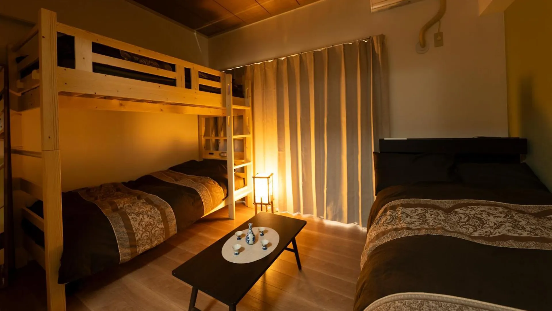 Hotel Famille Kinsui 오사카